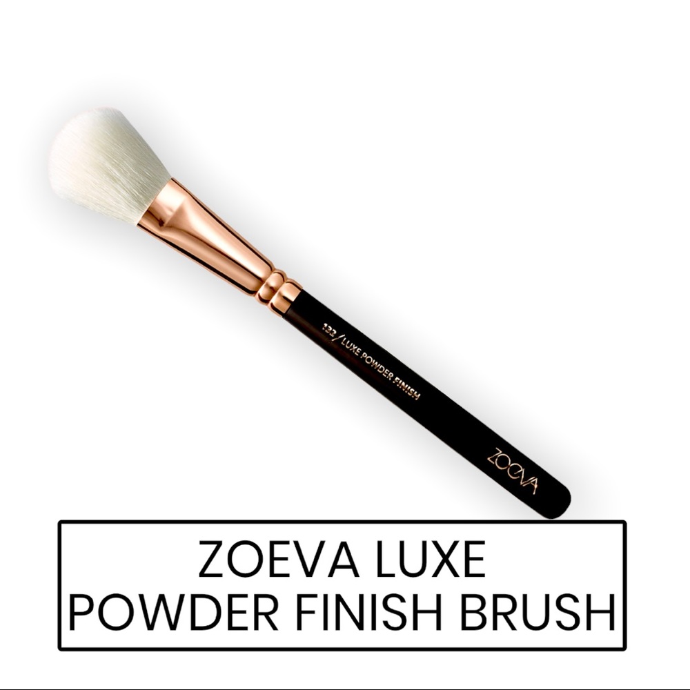 ZOEVA Luxe Powder Brush 132 BRAND NEW 6.5 inches